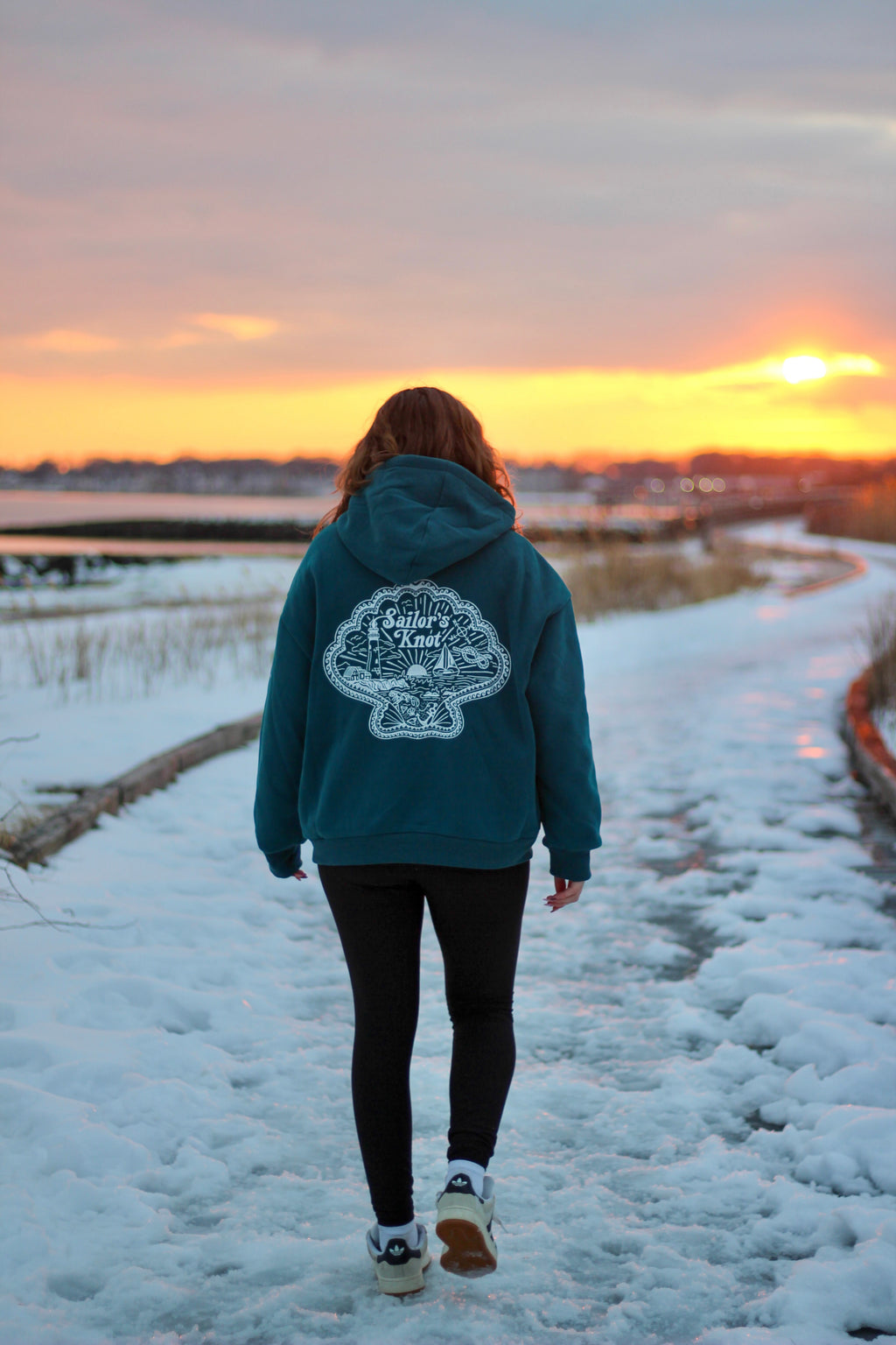 Seashell Scene Hoodie (Teal)